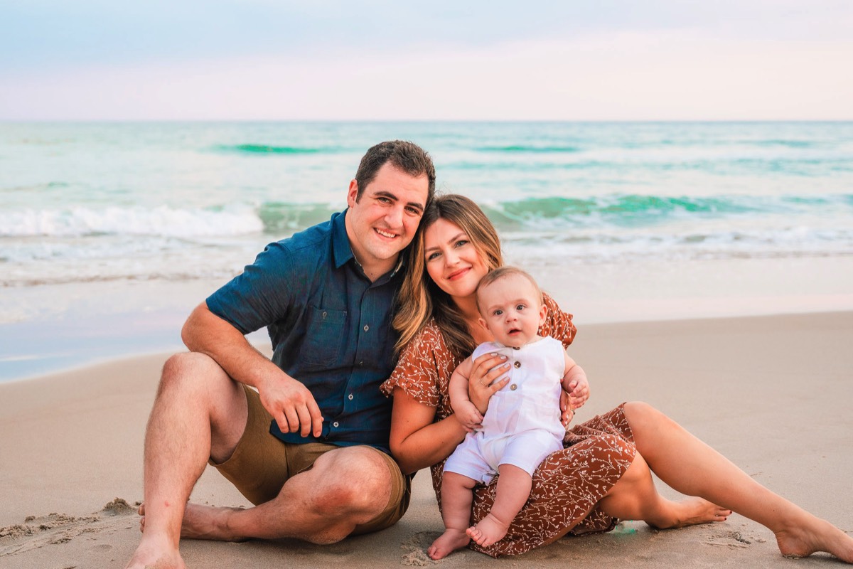 Lifestyle Family Image - Wilmington NC Family Photographers - Family Portraits - Wilmington NC - Chris Lang Photography - Best Family Photographers 