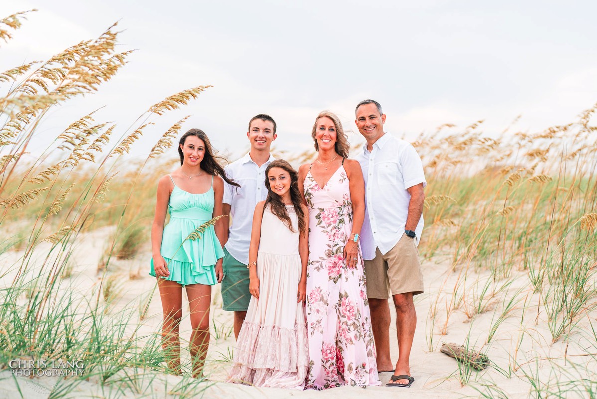 Lifestyle Family Image - Wilmington NC Family Photographers - Family Portraits - Wilmington NC - Chris Lang Photography - Best Family Photographers 