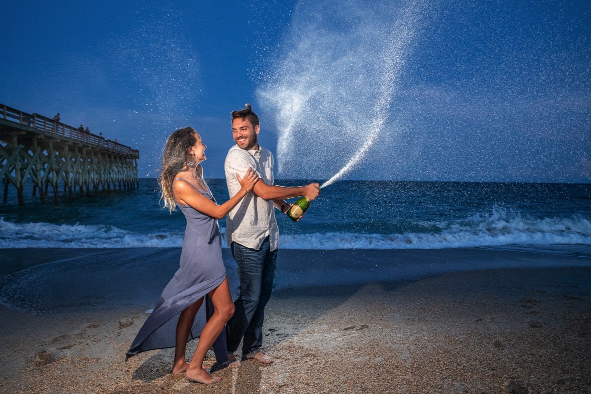 - Engagement Photography -  Engagement Photographers - Wilmingrton - NC - Chfris Lang Photography - Engageent photography ideas 