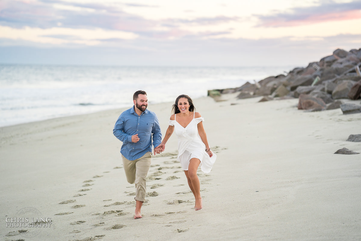 - Engagement Photography -  Engagement Photographers - Wilmingrton - NC - Chfris Lang Photography - Engageent photography ideas 